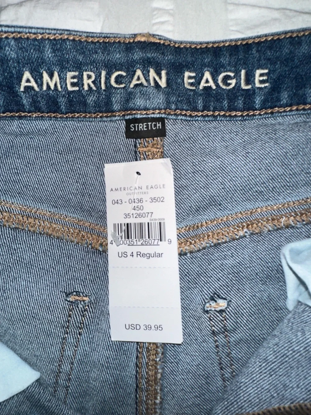 American Eagle Stretch Mom Jeans Classic Blue Size 4 Regular NWT
